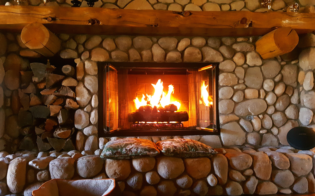 Gas vs. Wood Fireplaces: Which Adds More Home Value?