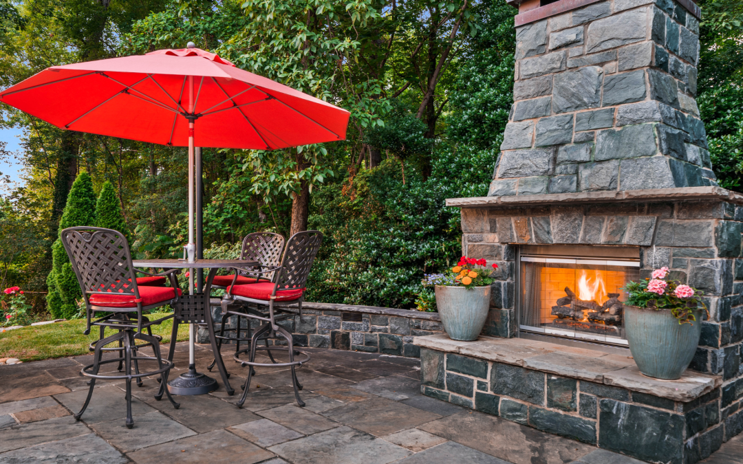 Outdoor Fireplaces: Transform Your Backyard into a Cozy Retreat
